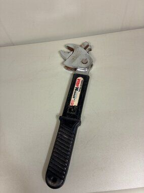 Industrial Versa Wrench 31 Wrenches in 1 Self Adjusting 15-41mm / 5/8"- 1-5/8"